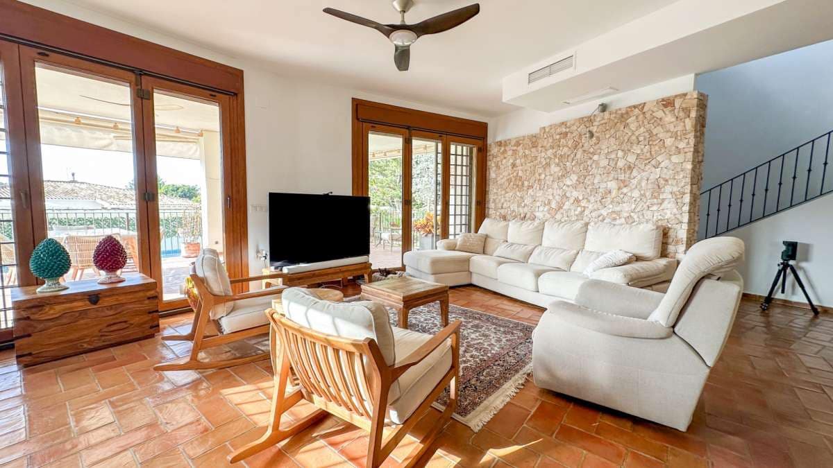 7 Zimmer Villa zu verkaufen in Dehesa de Campoamor - 1.349.000 € (Ref: 9832465)