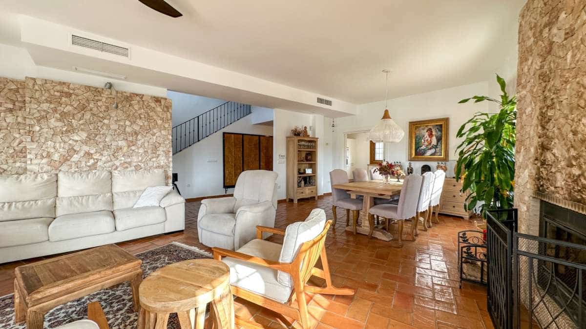 7 Zimmer Villa zu verkaufen in Dehesa de Campoamor - 1.349.000 € (Ref: 9832465)