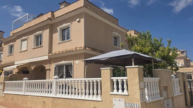 3 slaapkamer Villa te koop in Villamartin, Orihuela - € 255.000 (Ref: 9832466)