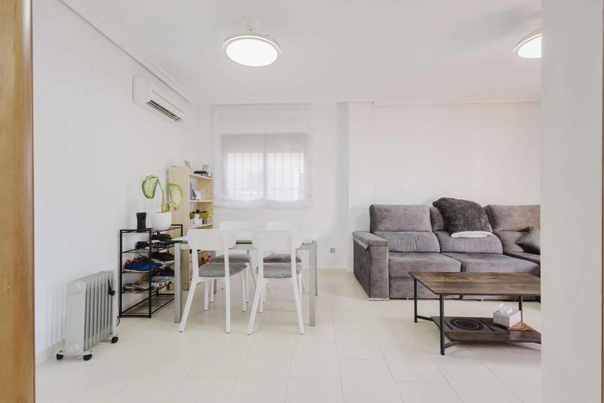 2 Zimmer Villa zu verkaufen in Torrevieja - 239.000 € (Ref: 9832471)