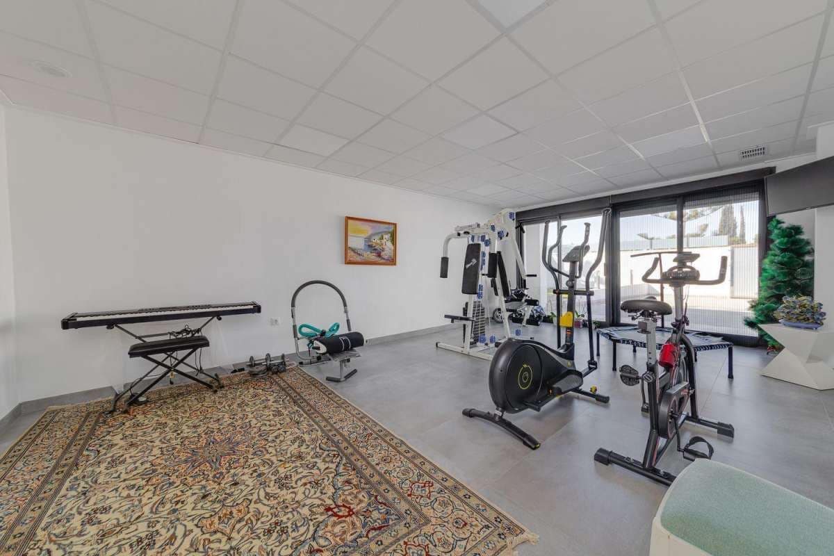 3 camera da letto Villa in vendita in Torrevieja - 1.275.000 € (Rif: 9832472)