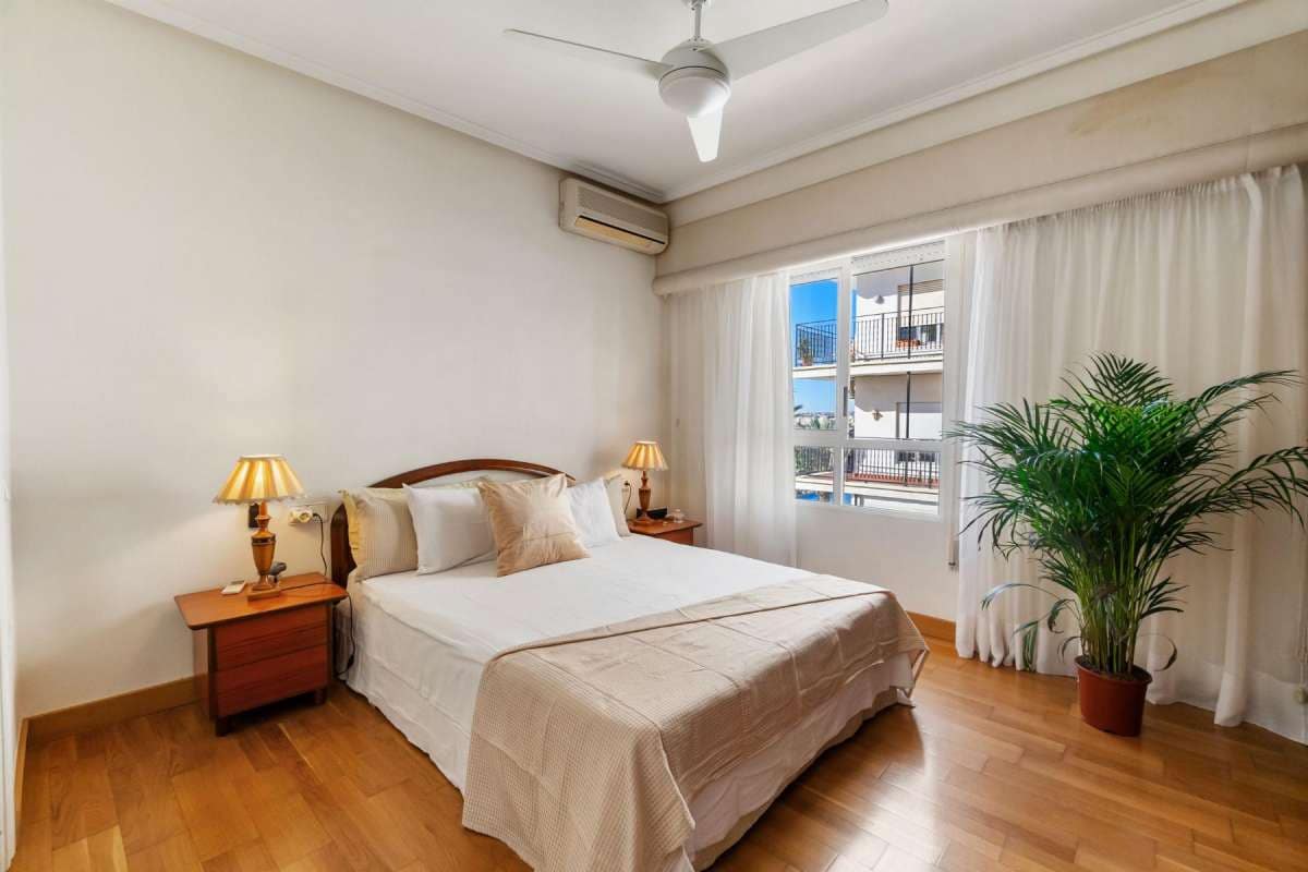 4 sovrum Lägenhet till salu i Torrevieja - 499 000 € (Ref: 9832473)