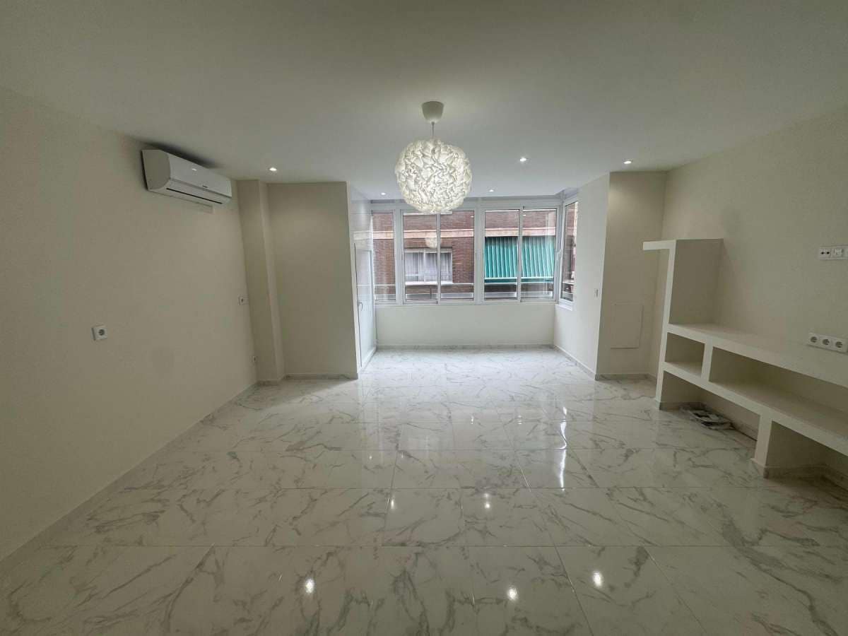 3 sovrum Lägenhet till salu i Torrevieja - 185 000 € (Ref: 9832474)