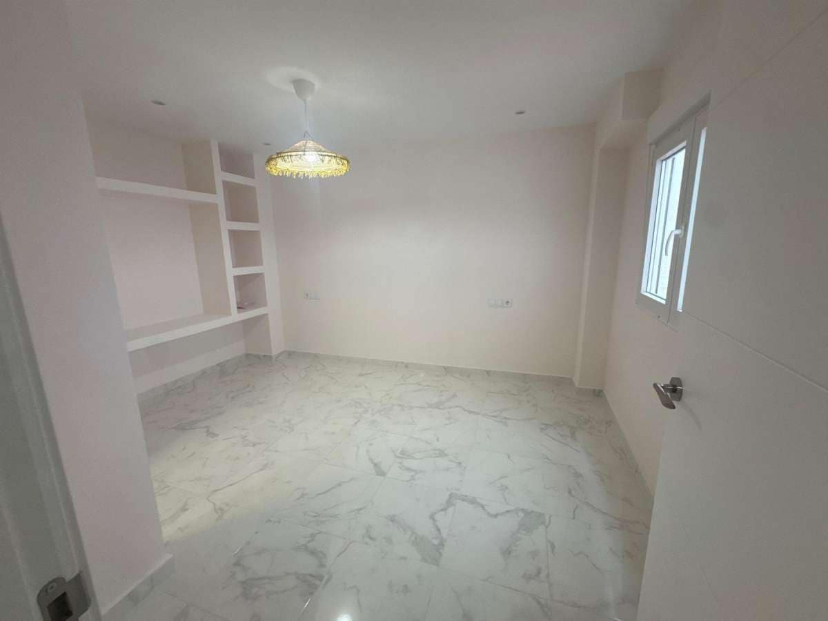 3 sovrum Lägenhet till salu i Torrevieja - 185 000 € (Ref: 9832474)