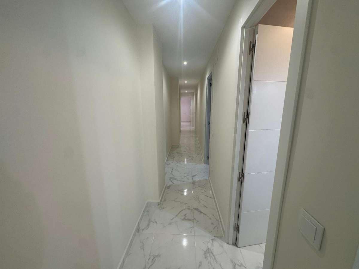 3 sovrum Lägenhet till salu i Torrevieja - 185 000 € (Ref: 9832474)