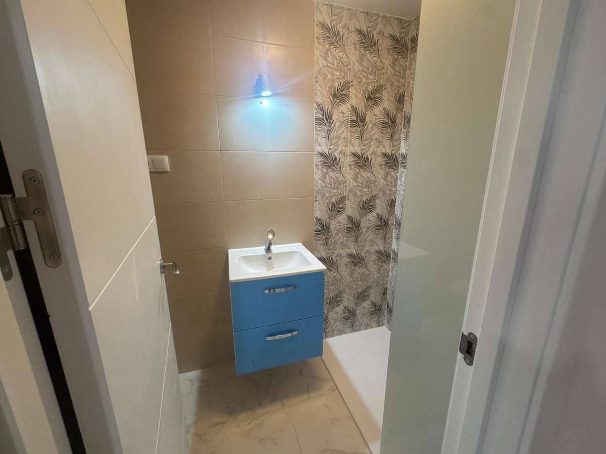 3 sovrum Lägenhet till salu i Torrevieja - 185 000 € (Ref: 9832474)