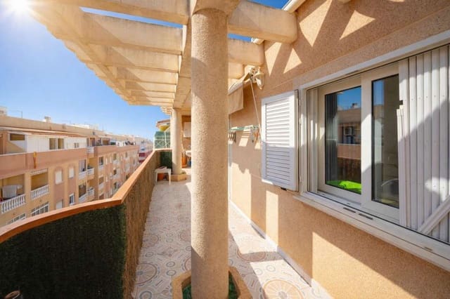 2 bedroom Apartment for sale in Torrevieja - € 149,990 (Ref: 9832490)