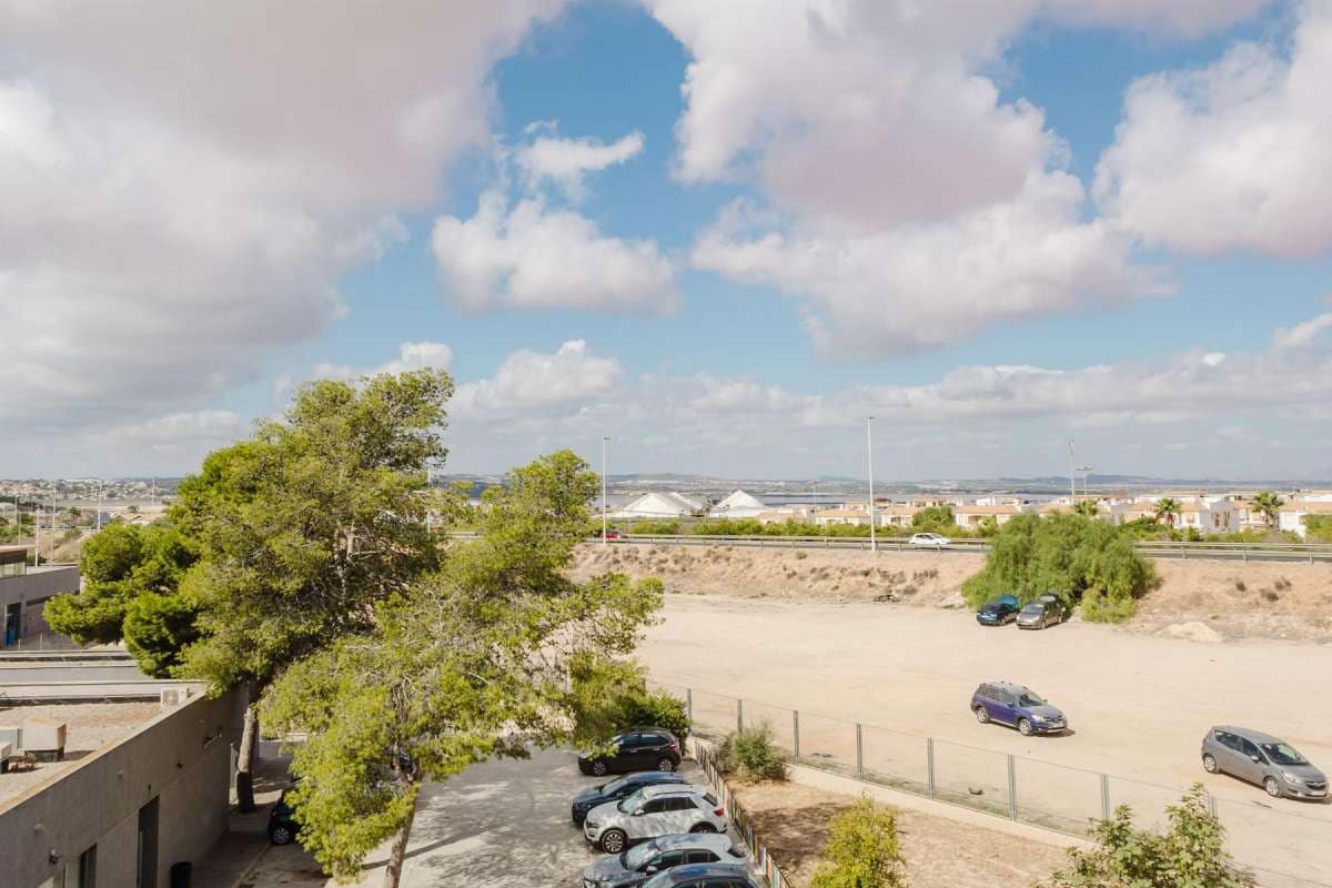 3 slaapkamer Appartement te koop in Torrevieja - € 154.000 (Ref: 9832492)