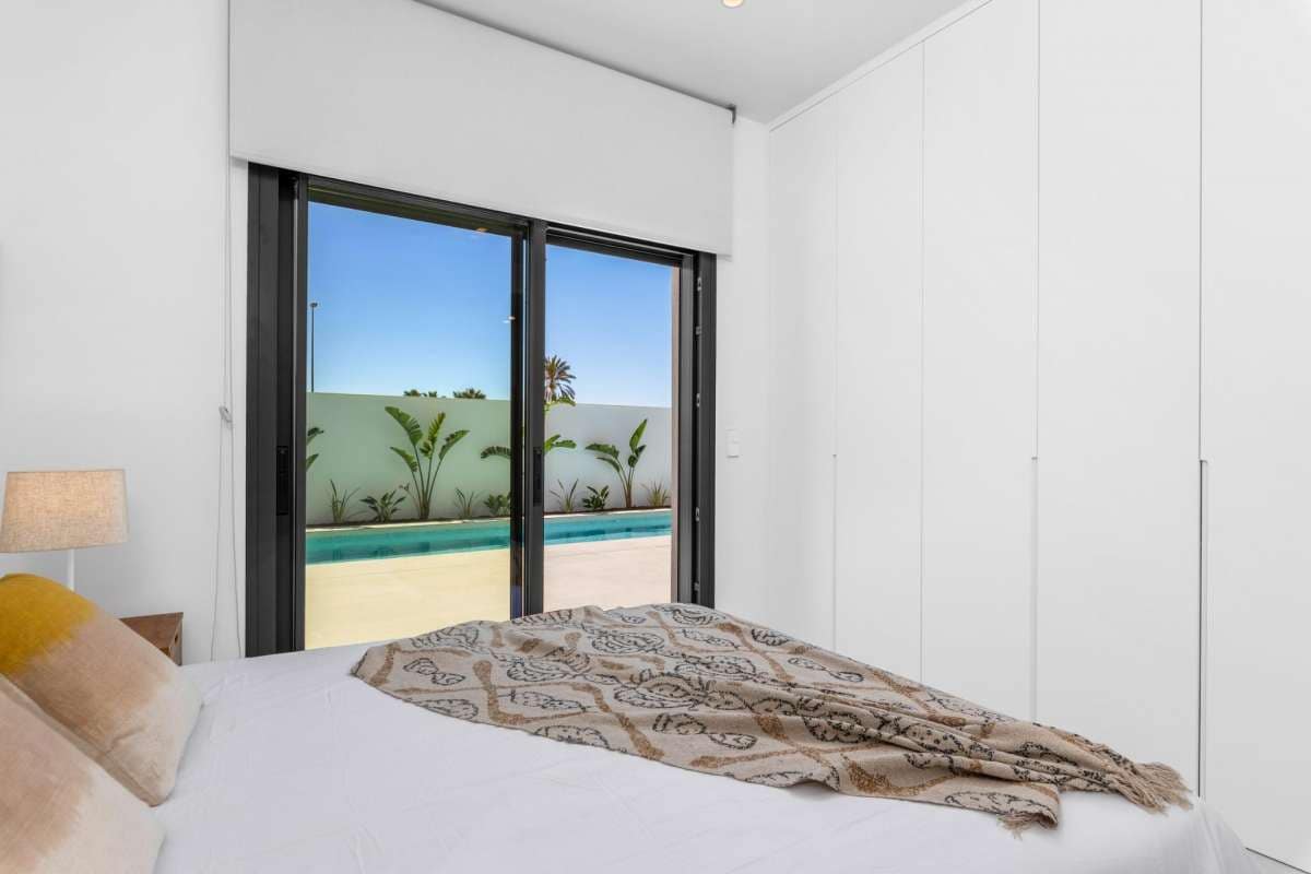3 soveværelse Villa til salg i Los Alcazares - € 689.900 (Ref: 9832516)