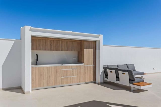 3 soveværelse Villa til salg i Los Alcázares - € 689.900 (Ref: 9832516)
