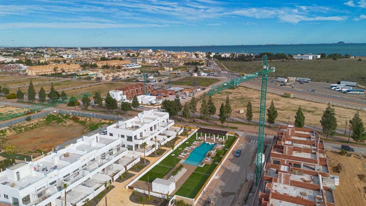 2 bedroom Apartment for sale in Los Alcazares - € 339,900 (Ref: 9832538)