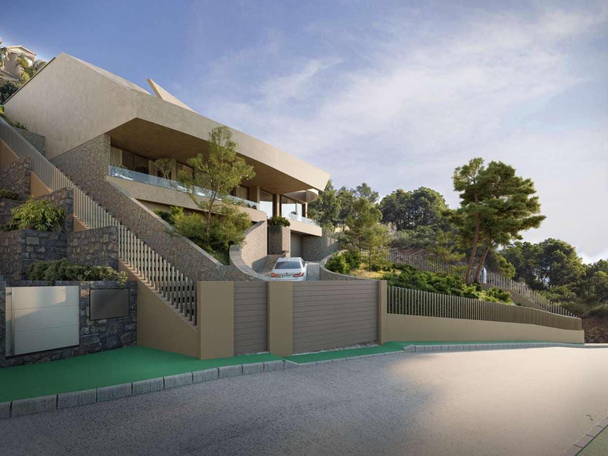 4 bedroom Villa for sale in Altea with pool garage - € 3,300,000 (Ref: 9832609)