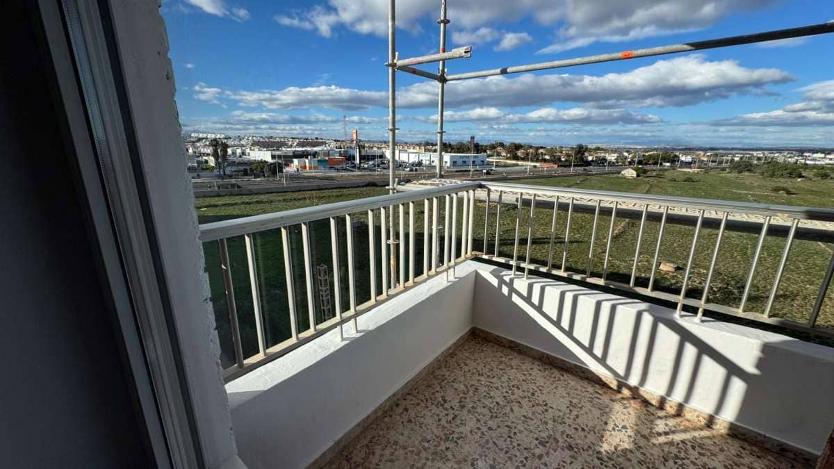 2 sovrum Lägenhet till salu i Torrevieja - 235 000 € (Ref: 9832647)