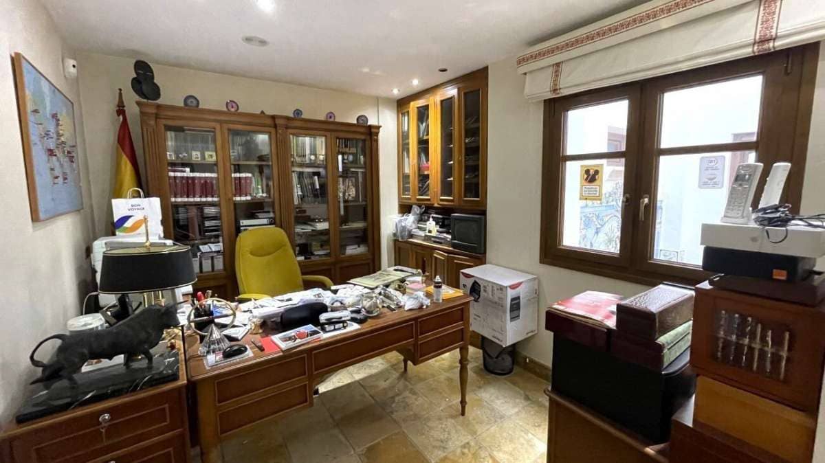 4 Zimmer Haus zu verkaufen in Torrevieja - 1.265.000 € (Ref: 9832652)