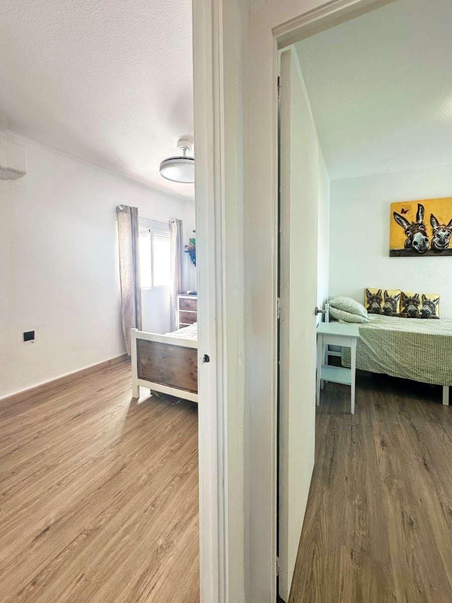 2 sypialnia Bungalow na sprzedaż w Orihuela Costa - 139 900 € (Ref: 9832660)