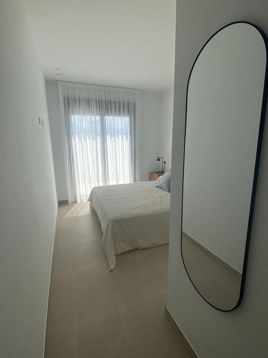 2 soveværelse Bungalow til salg i San Pedro del Pinatar med swimmingpool garage - € 279.000 (Ref: 9832696)