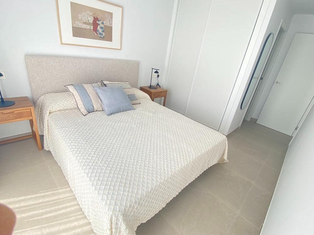 2 soveværelse Bungalow til salg i San Pedro del Pinatar med swimmingpool garage - € 279.000 (Ref: 9832696)