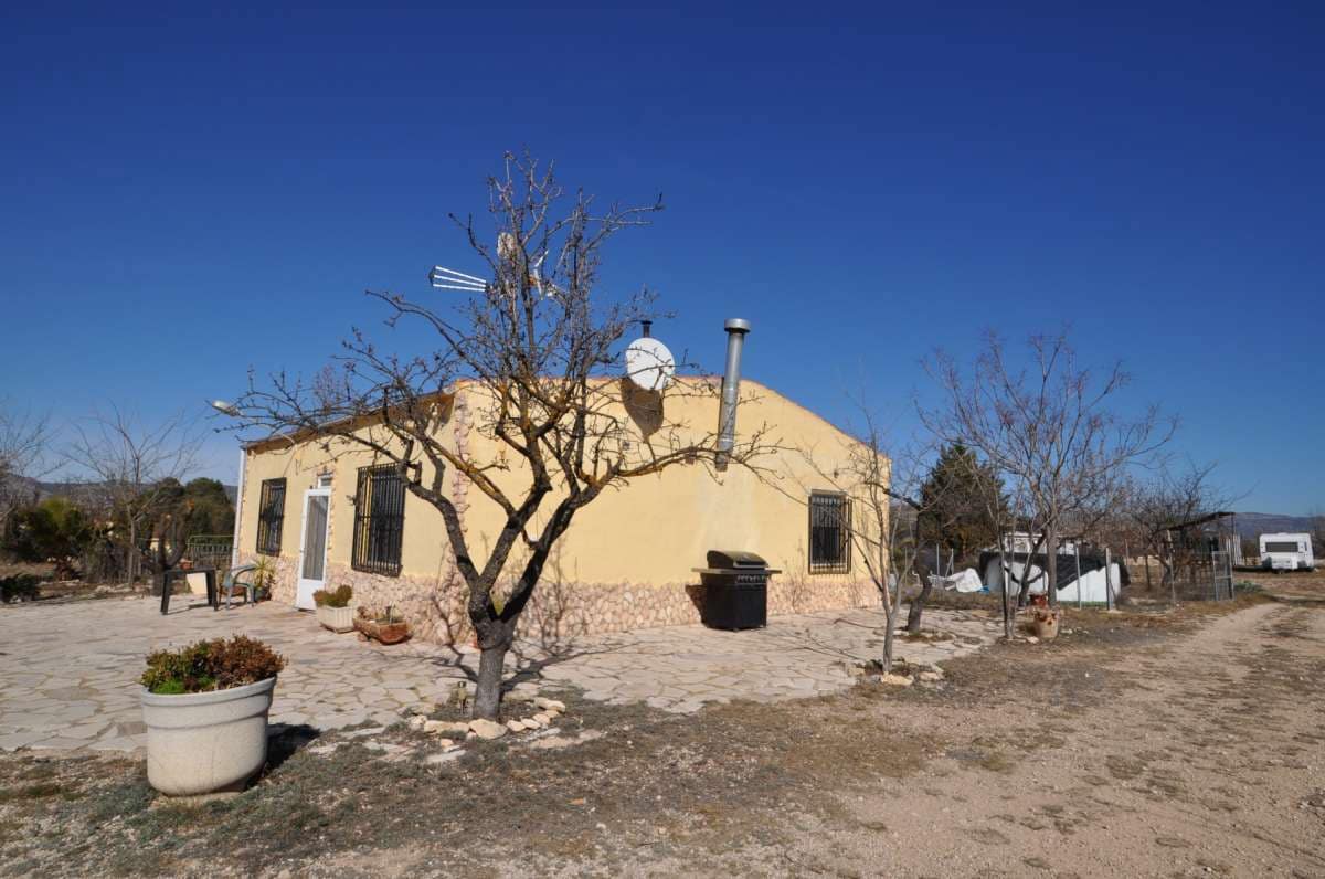 5 bedroom Villa for sale in Salinas - € 189,000 (Ref: 9834325)