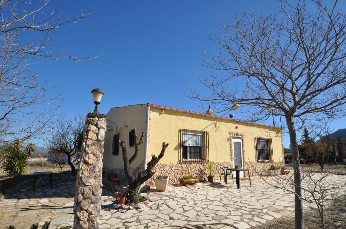 5 bedroom Villa for sale in Salinas - € 189,000 (Ref: 9834325)