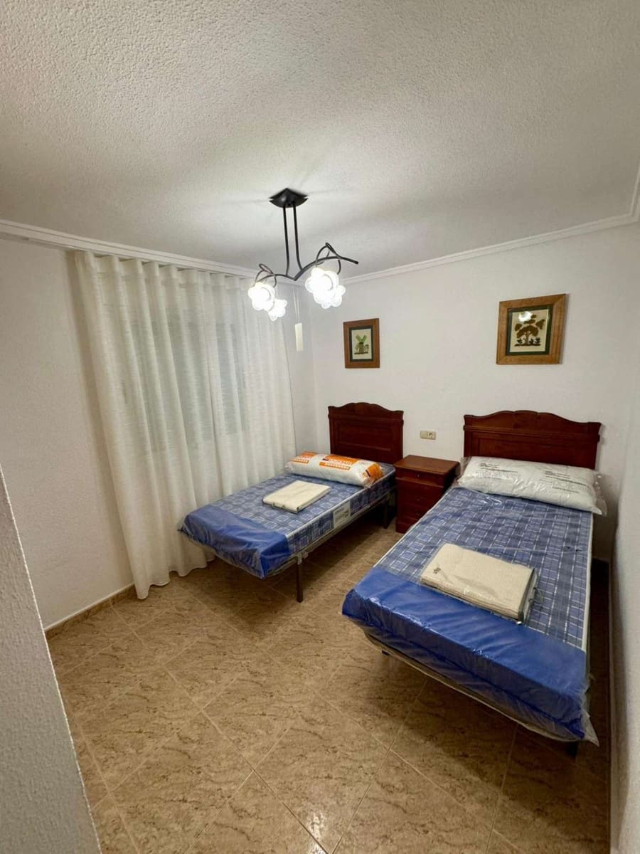 3 soveværelse Lejlighed til salg i Torrevieja - € 173.000 (Ref: 9834328)