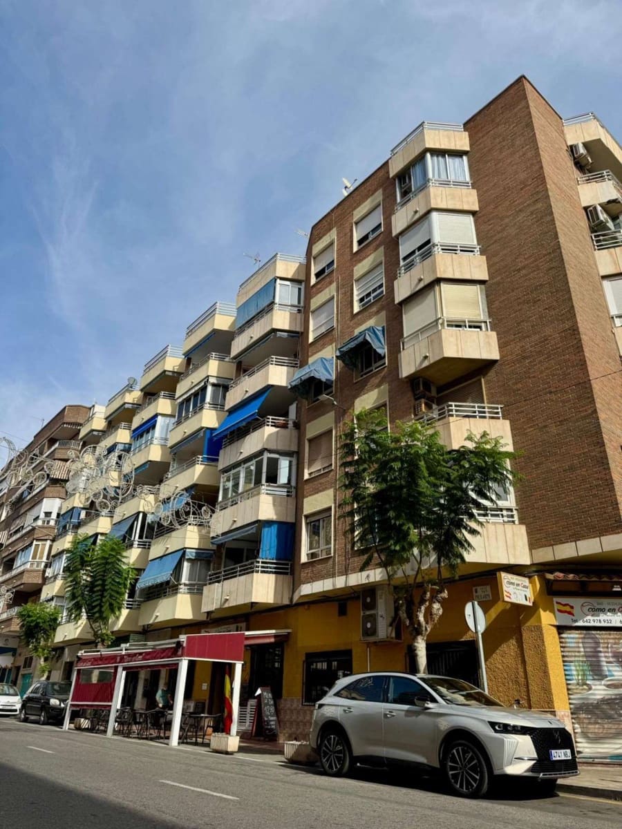 3 soveværelse Lejlighed til salg i Torrevieja - € 173.000 (Ref: 9834328)