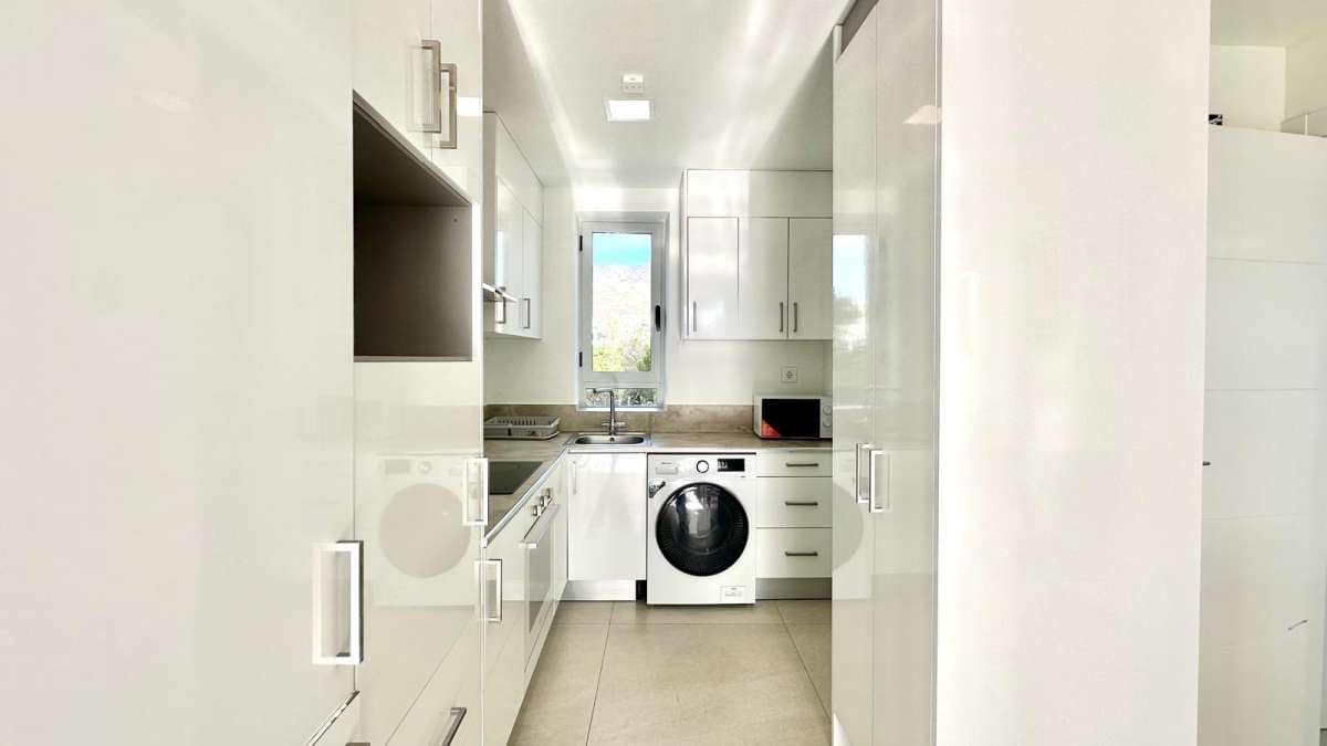 2 bedroom Apartment for sale in Finestrat - € 300,000 (Ref: 9834332)