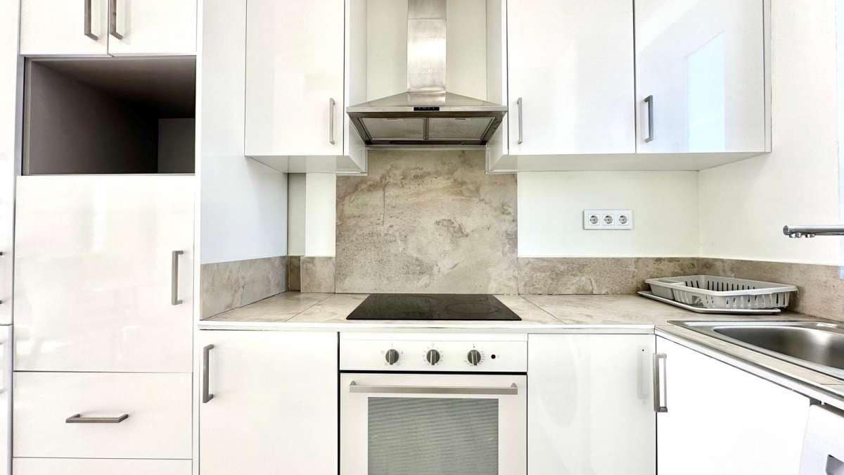 2 bedroom Apartment for sale in Finestrat - € 300,000 (Ref: 9834332)