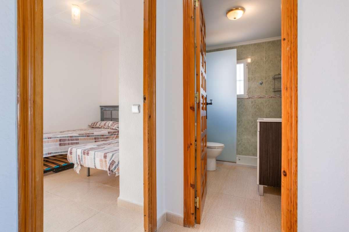 3 sovrum Villa till salu i Torrevieja - 330 000 € (Ref: 9834337)