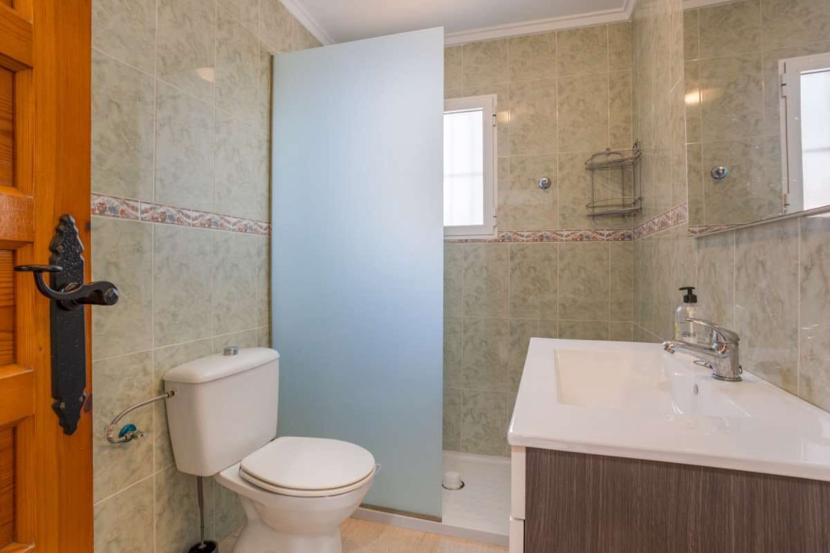 3 sovrum Villa till salu i Torrevieja - 330 000 € (Ref: 9834337)