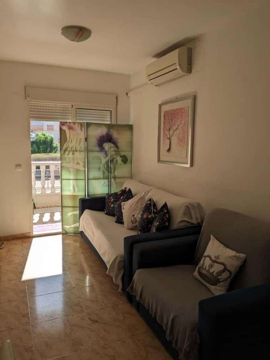 2 sovrum Lägenhet till salu i Torrevieja - 139 900 € (Ref: 9834339)