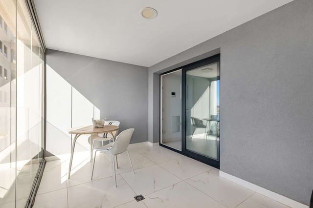 2 chambre Appartement à vendre à Torrevieja avec garage - 765 000 € (Ref: 9834340)