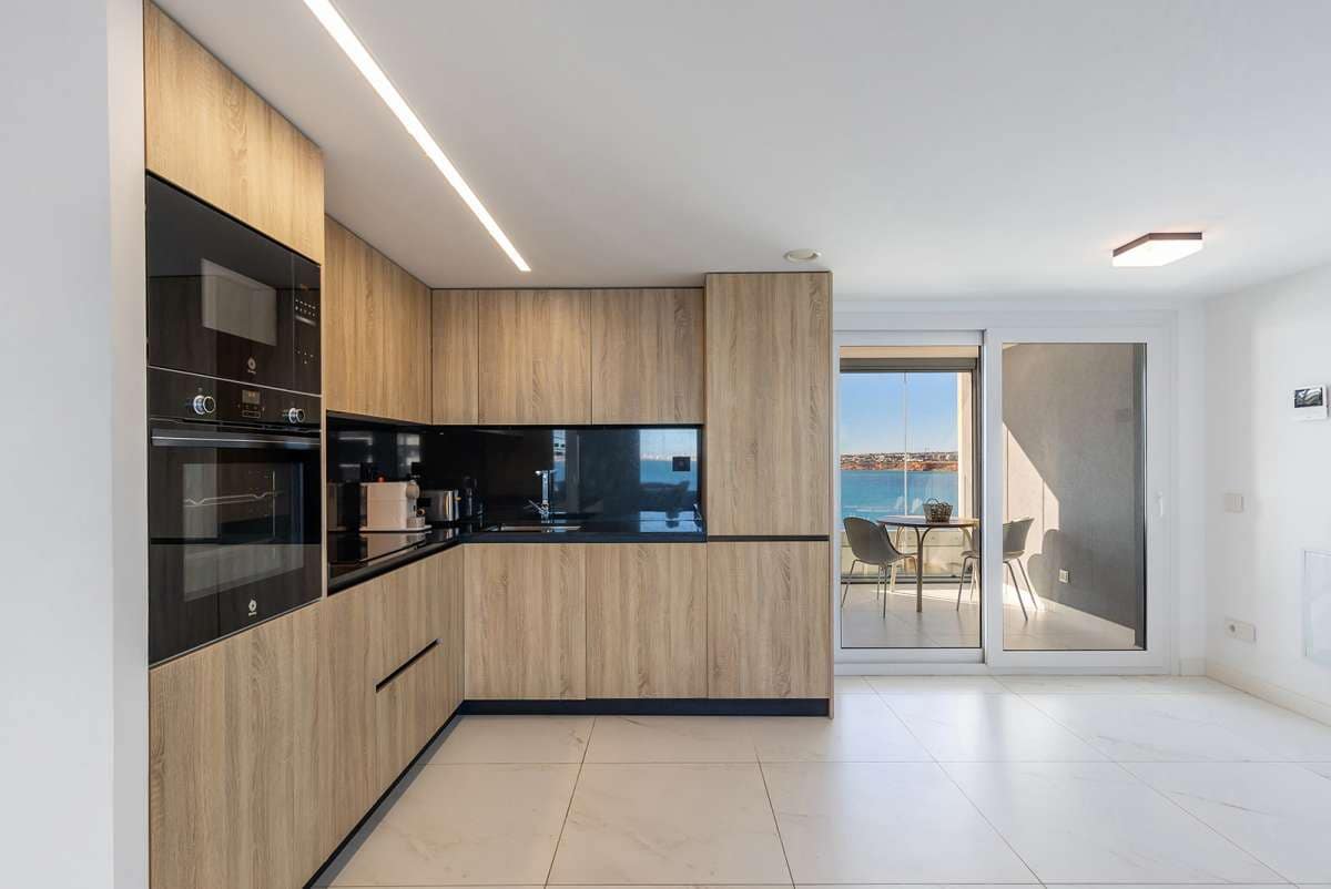 2 bedroom Apartment for sale in Torrevieja - € 765,000 (Ref: 9834340)