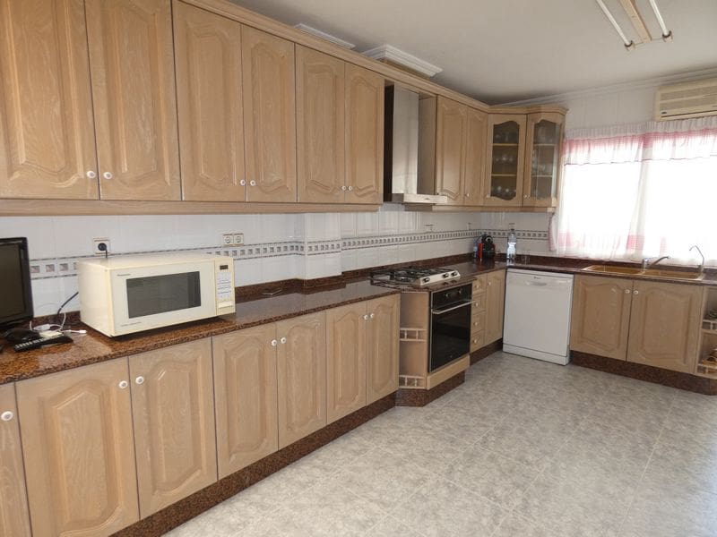 4 bedroom Villa for sale in Almoradi - € 499,950 (Ref: 9834341)