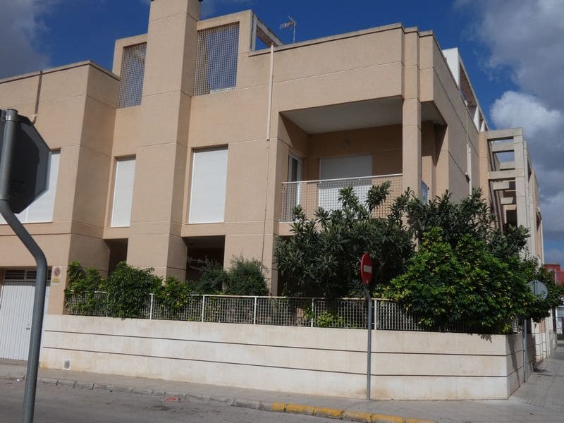 4 bedroom Villa for sale in Almoradi - € 499,950 (Ref: 9834341)