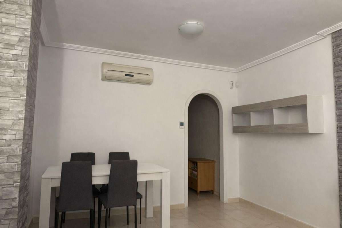 2 Zimmer Apartment zu verkaufen in Orihuela Costa - 154.900 € (Ref: 9834346)
