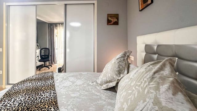 3 soveværelse Lejlighed til salg i Torrevieja - € 194.900 (Ref: 9834359)