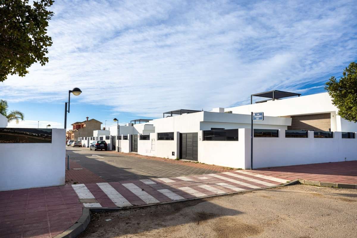 3 bedroom Villa for sale in Torre-Pacheco - € 285,000 (Ref: 9834365)