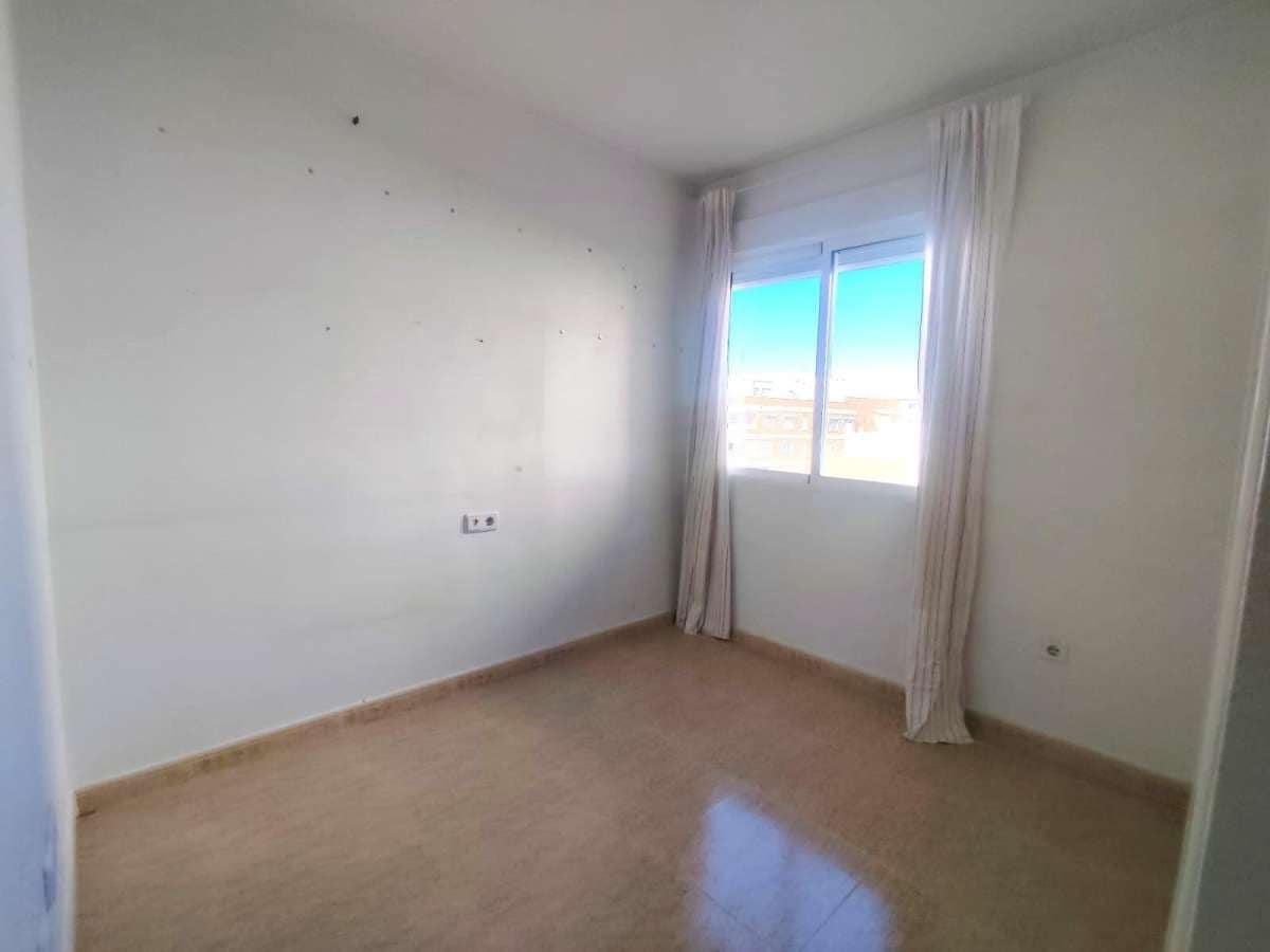 2 soveværelse Lejlighed til salg i Torrevieja - € 135.000 (Ref: 9834366)