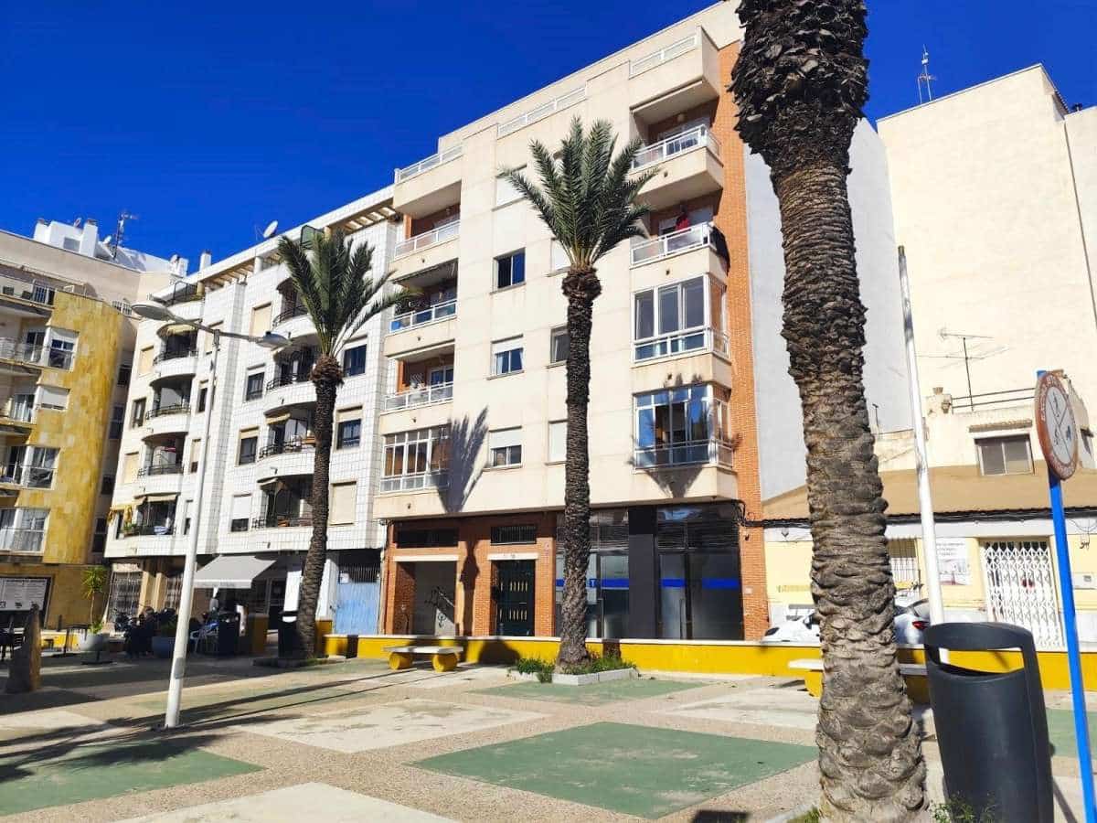 2 soveværelse Lejlighed til salg i Torrevieja - € 135.000 (Ref: 9834366)