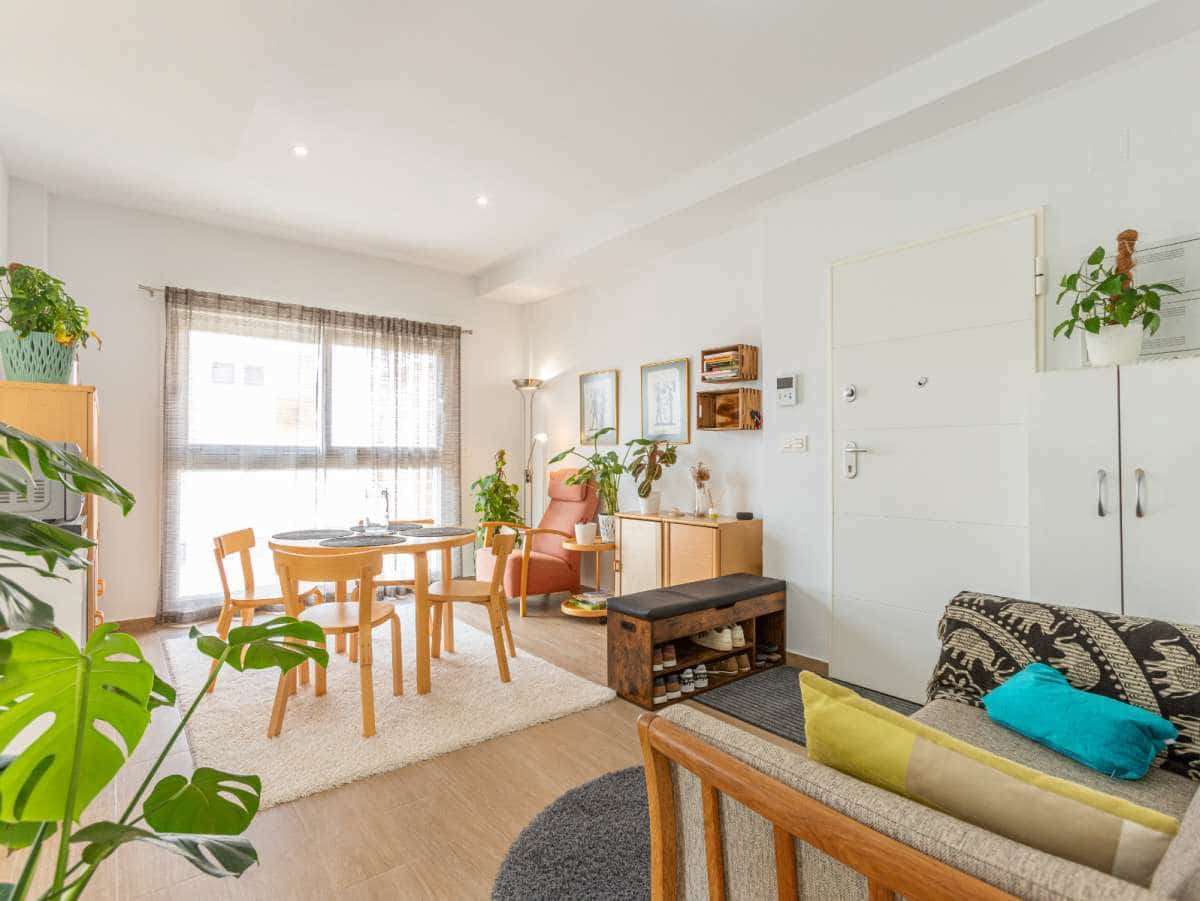 2 bedroom Apartment for sale in Torrevieja - € 199,000 (Ref: 9834368)