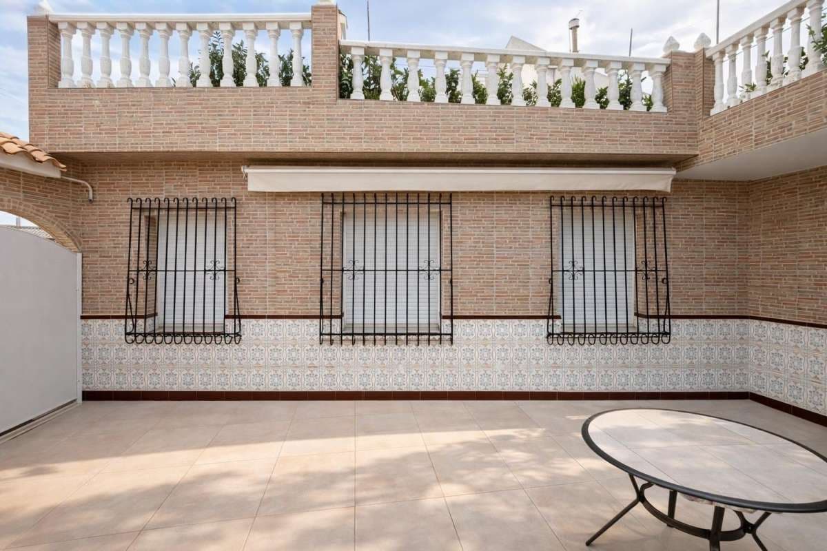 4 soveværelse Villa til salg i Lo Pagan - € 276.000 (Ref: 9834372)
