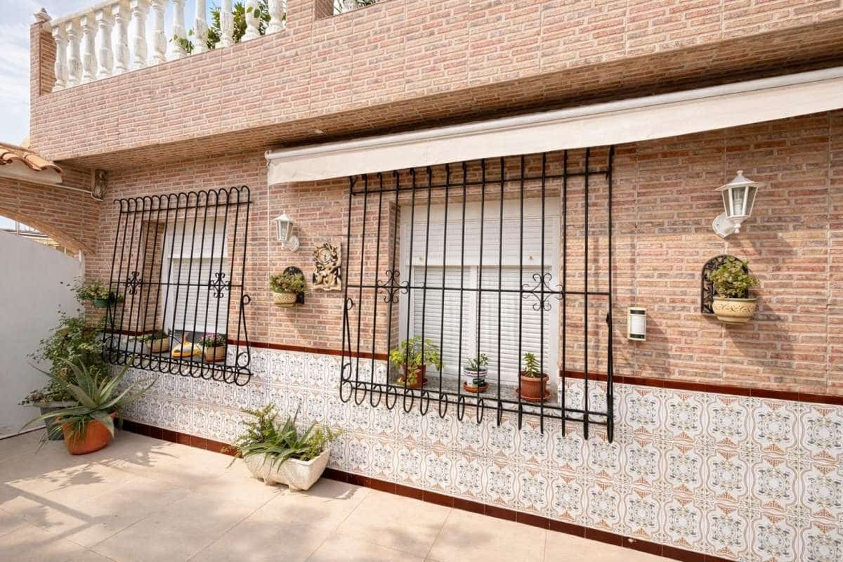 4 soveværelse Villa til salg i Lo Pagan - € 276.000 (Ref: 9834372)