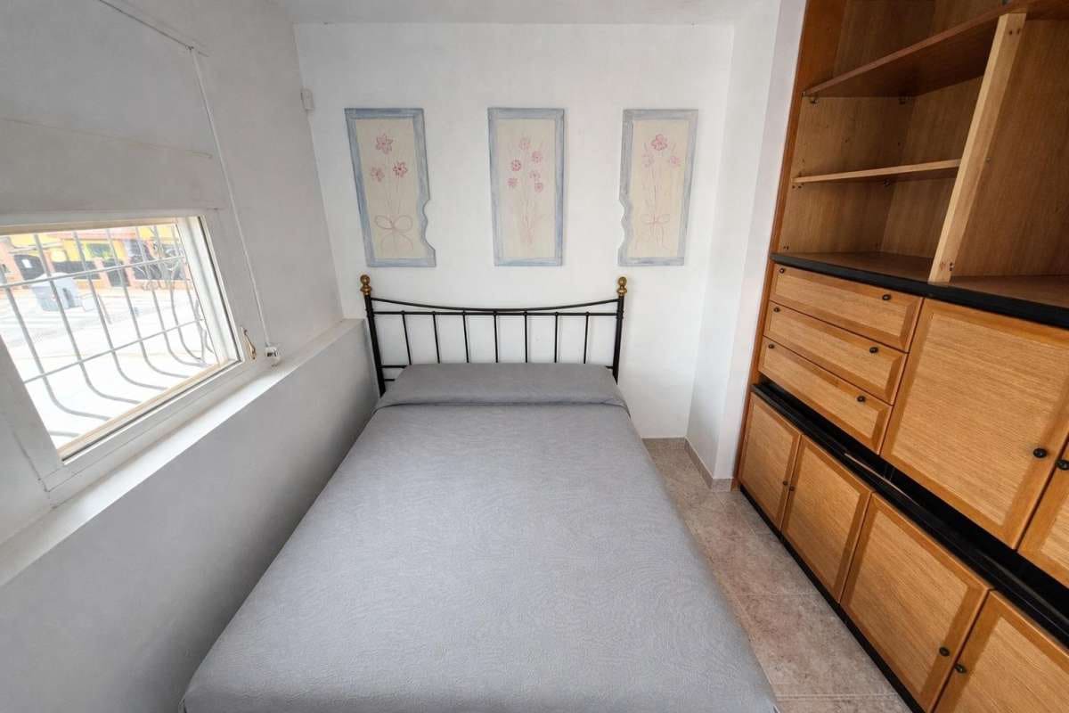 4 soveværelse Villa til salg i Lo Pagan - € 276.000 (Ref: 9834372)