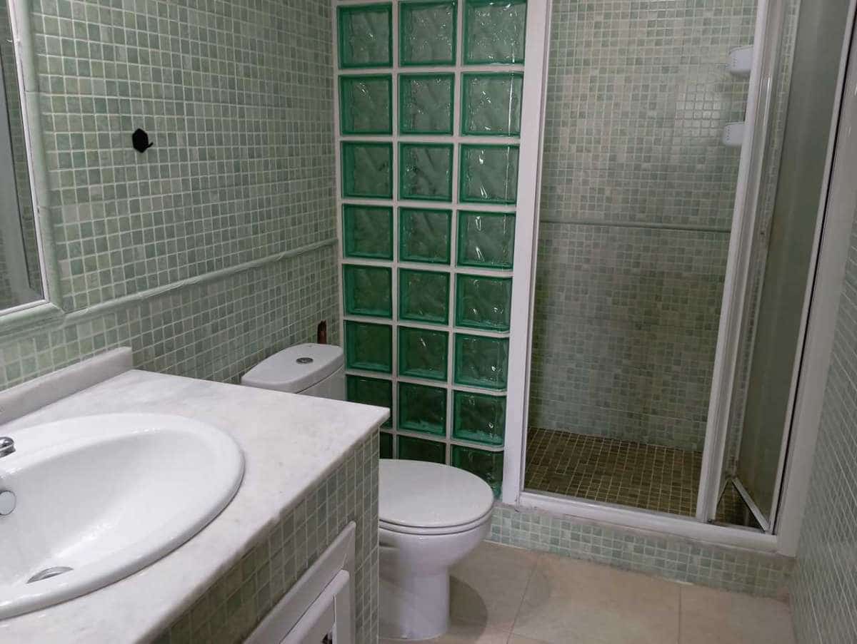 Apartamento de 2 habitaciones en Villamartin en venta - 190.000 € (Ref: 9834376)
