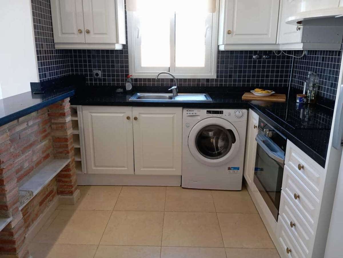 Apartamento de 2 habitaciones en Villamartin en venta - 190.000 € (Ref: 9834376)