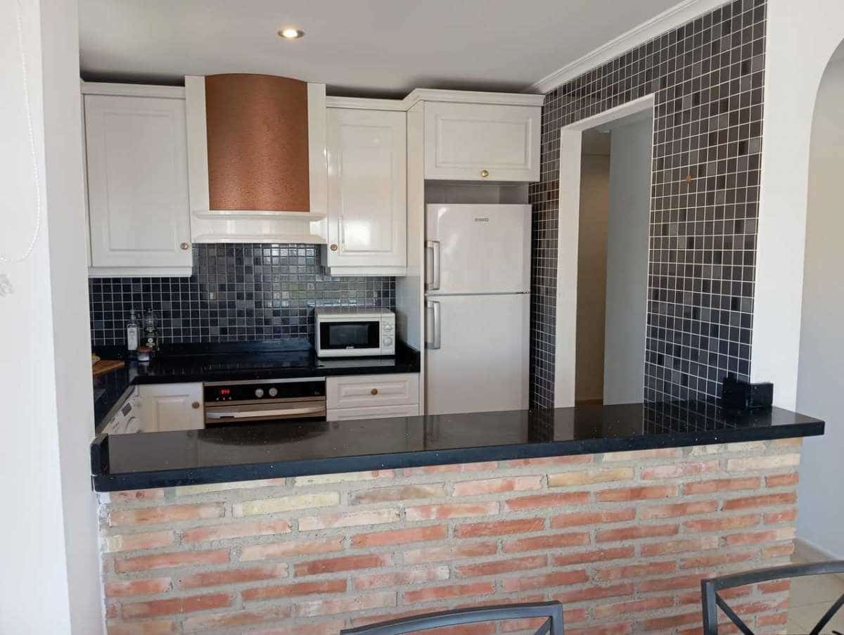 Apartamento de 2 habitaciones en Villamartin en venta - 190.000 € (Ref: 9834376)