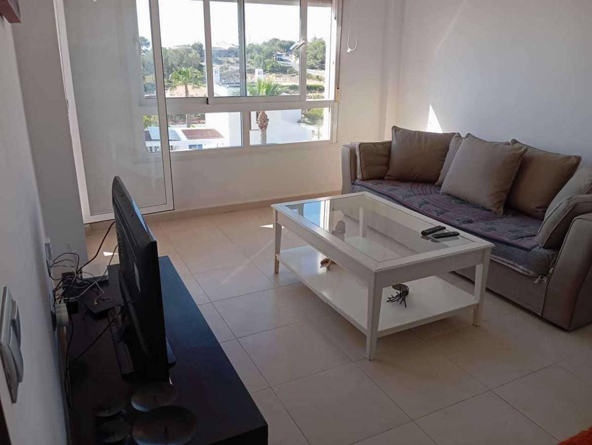 Apartamento de 2 habitaciones en Villamartin en venta - 190.000 € (Ref: 9834376)
