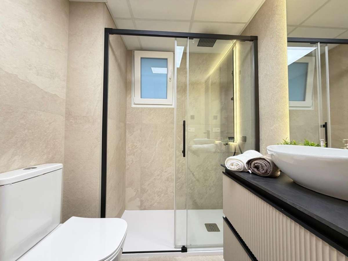 4 chambre Appartement à vendre à Torrevieja - 277 000 € (Ref: 9834377)