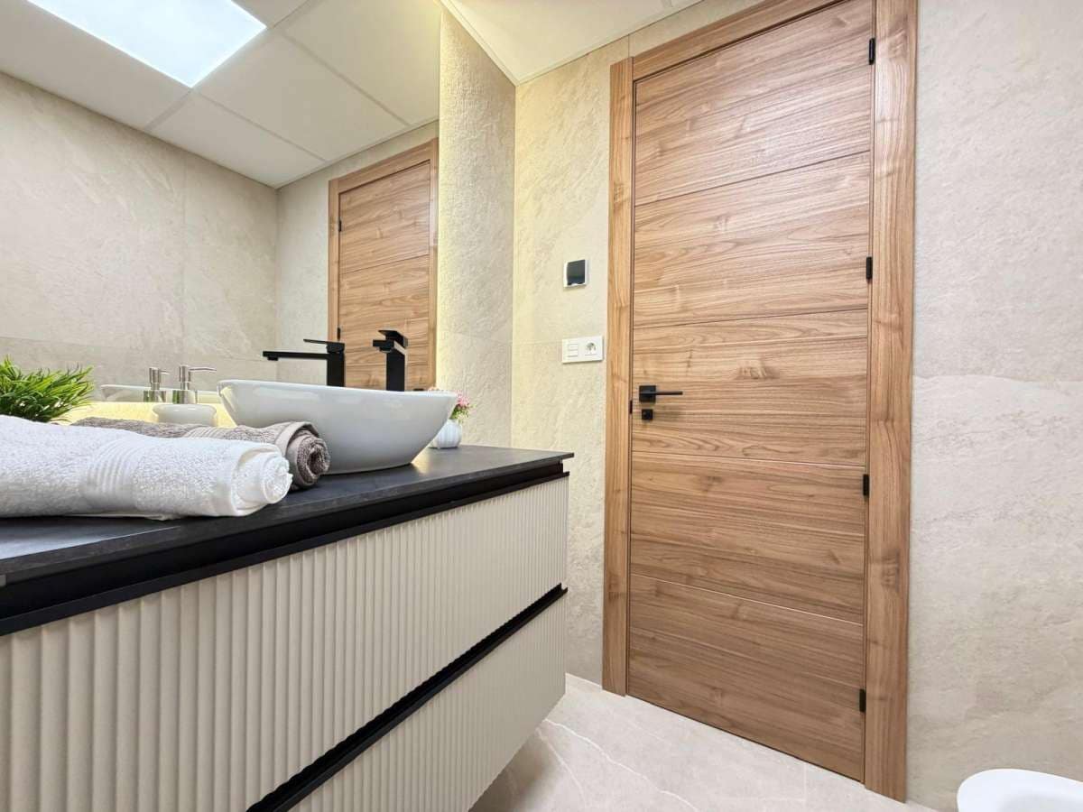 4 chambre Appartement à vendre à Torrevieja - 277 000 € (Ref: 9834377)