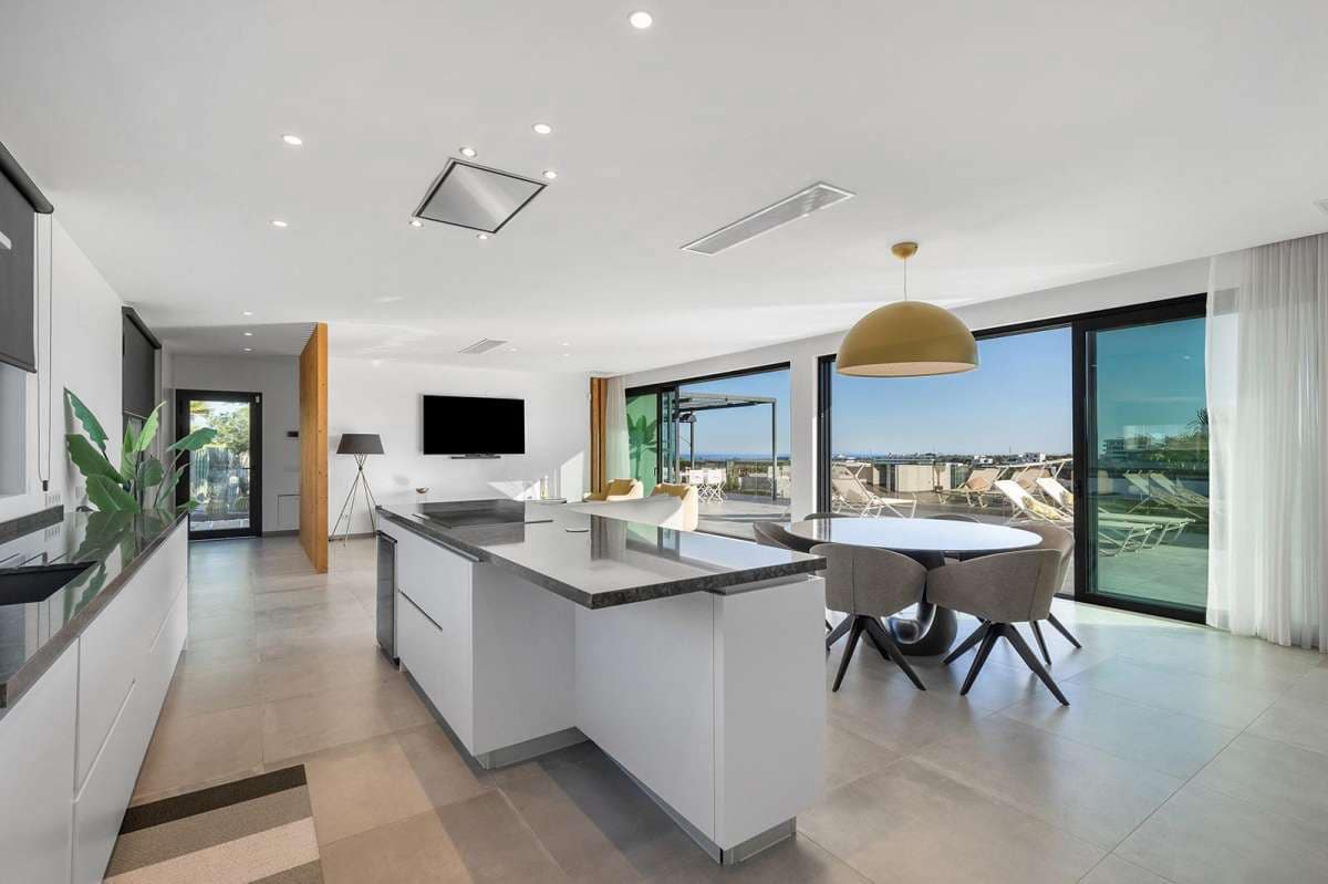 4 bedroom Villa for sale in Orihuela - € 1,700,000 (Ref: 9834393)